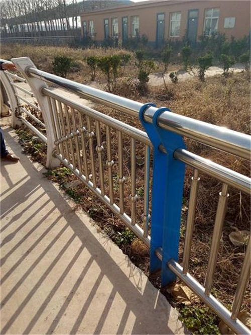【大连】当地景观不锈钢桥梁护栏特优质量