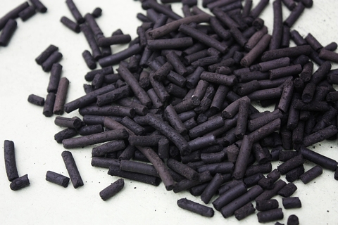 《莱芜》咨询1.5mm煤质柱状活性炭(优质产品价格）1.5mm煤质柱状活性炭