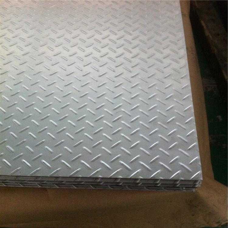 淮北品质Q235热轧花纹板防滑钢板批发加工厂