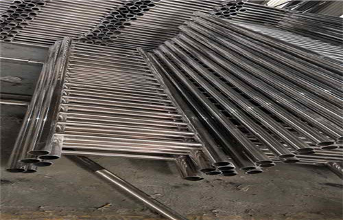 不锈钢碳素钢复合管栏杆款式新颖生产型