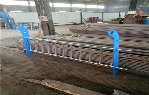 广州批发不锈钢碳素钢复合管专业  