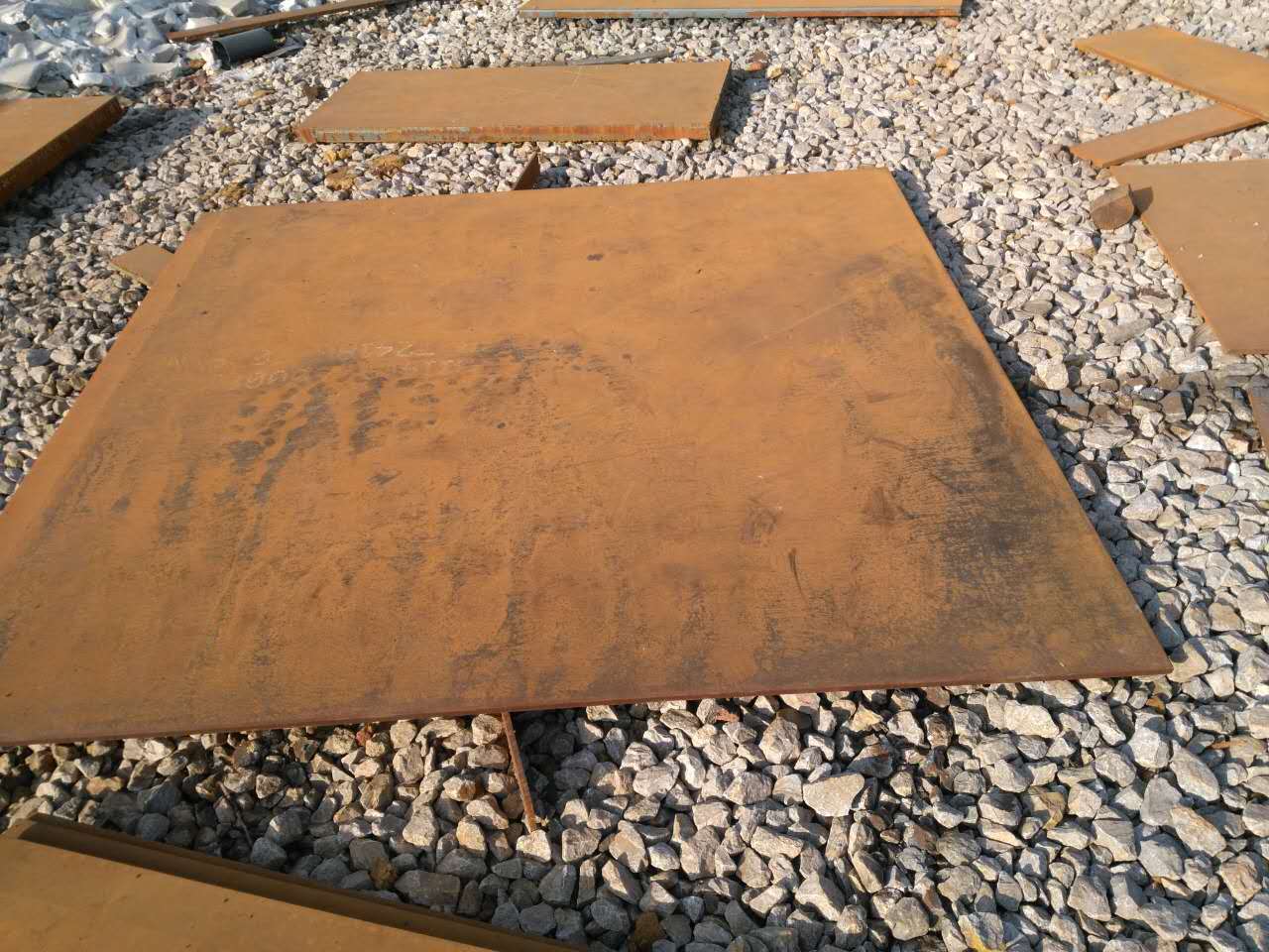 荆州宝钢NM450耐磨钢板保证  价格
