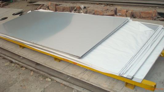 河南购买304不锈钢板2.5mm 1.8*3米价格多少钱一张
