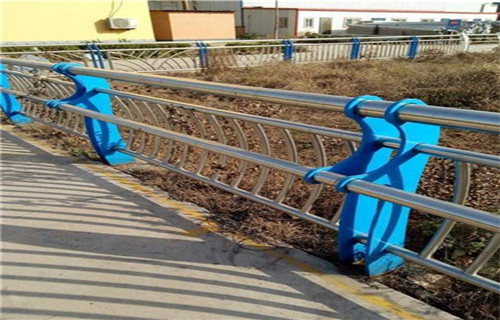 河道防护不锈钢栏杆款式新颖品质之选