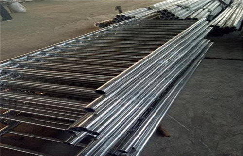 不锈钢碳素复合管质量保证打造行业品质