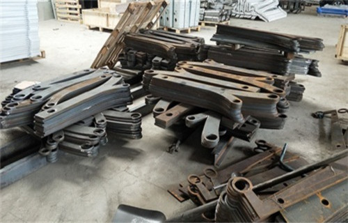 不锈钢复合管钢板立柱款式定制实力商家供货稳定
