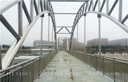 购买【俊邦】不锈钢复合管桥梁立柱产品咨询