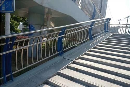 广州不锈钢内衬碳素复合管护栏用心服务