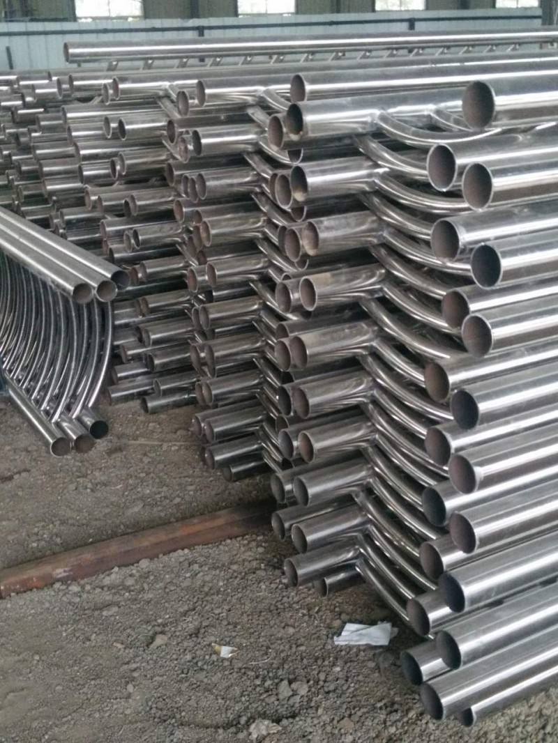 不锈钢碳素钢复合管品质稳定厂家工艺先进