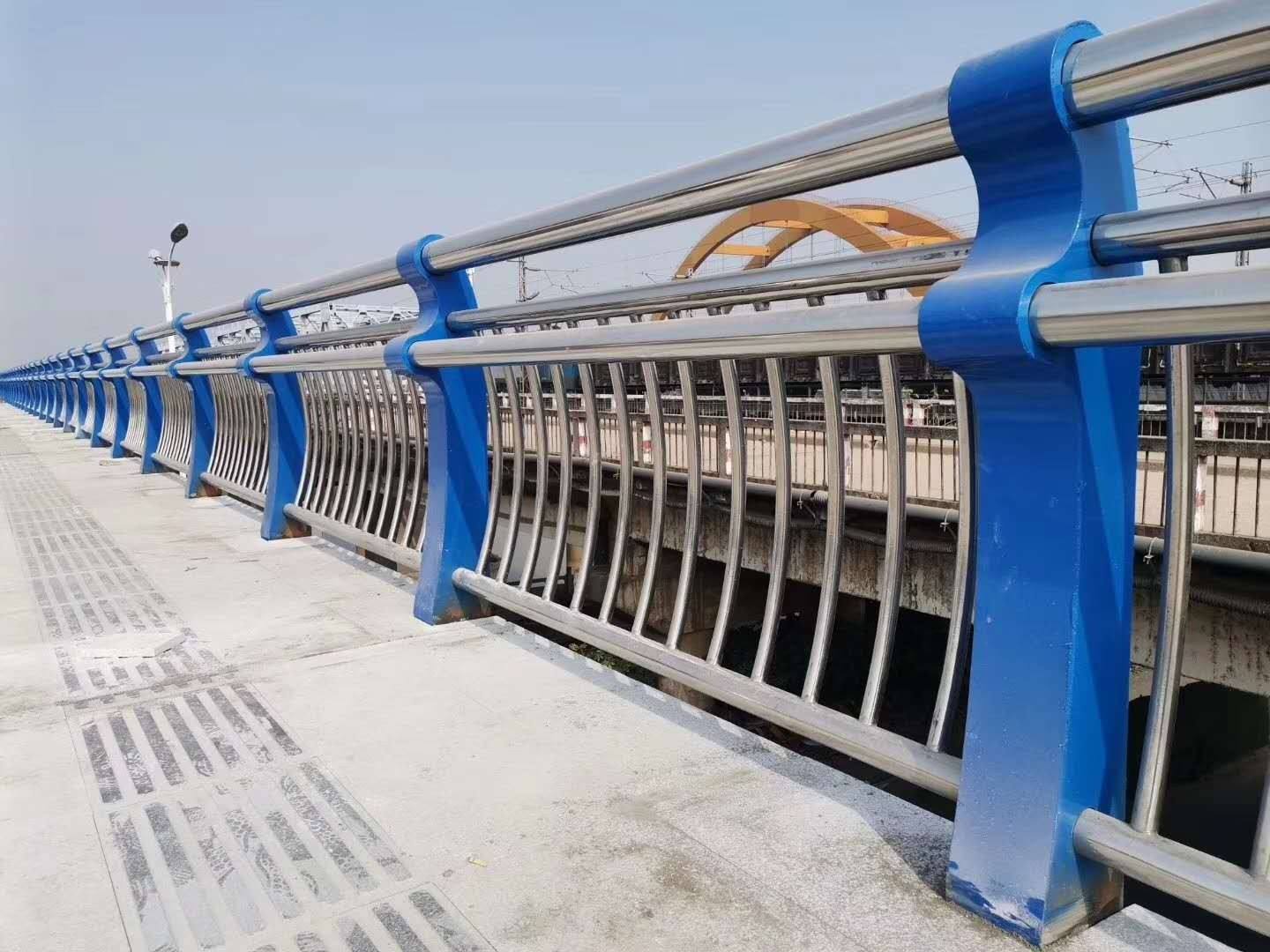 宜宾201不锈钢碳素钢复合管按图生产