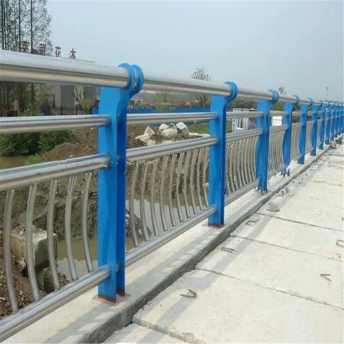 304不锈钢河道护栏实力雄厚专注细节专注品质