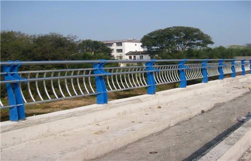 不锈钢河道护栏品质可靠价格有优势