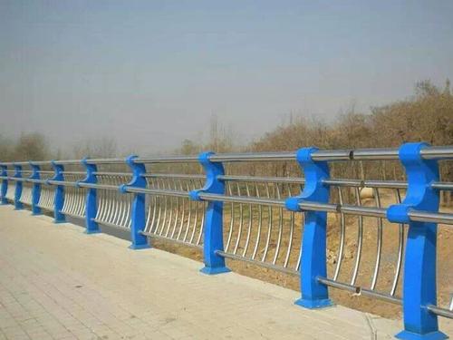 临沧不锈钢复合管河道灯光护栏一站式采购