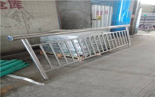北京不锈钢复合管护栏专业生产