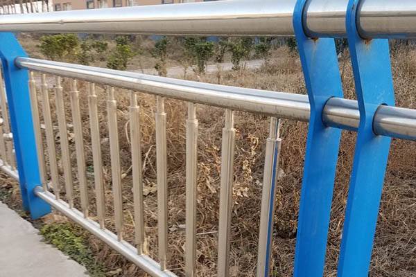 南京本土201不锈钢复合管护栏环保耐用