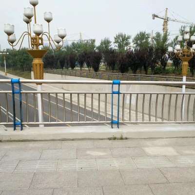 汉中不锈钢桥梁景观护栏专业厂家