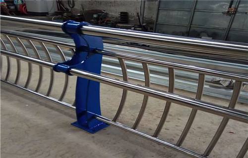 宜宾304不锈钢复合管护栏质量可靠