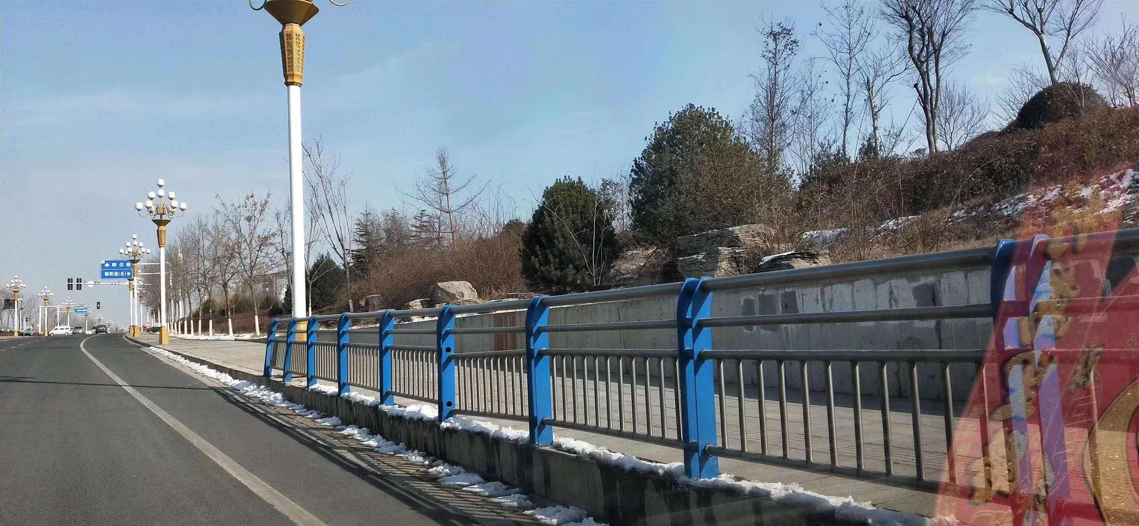 郑州复合不锈钢管护栏价优 质更优