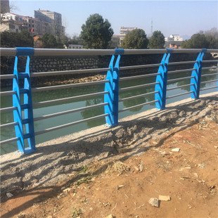 阳江找1.1米桥梁护栏钢板立柱价格合理
