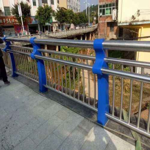 淄博不锈钢复合管桥梁护栏工艺水平高