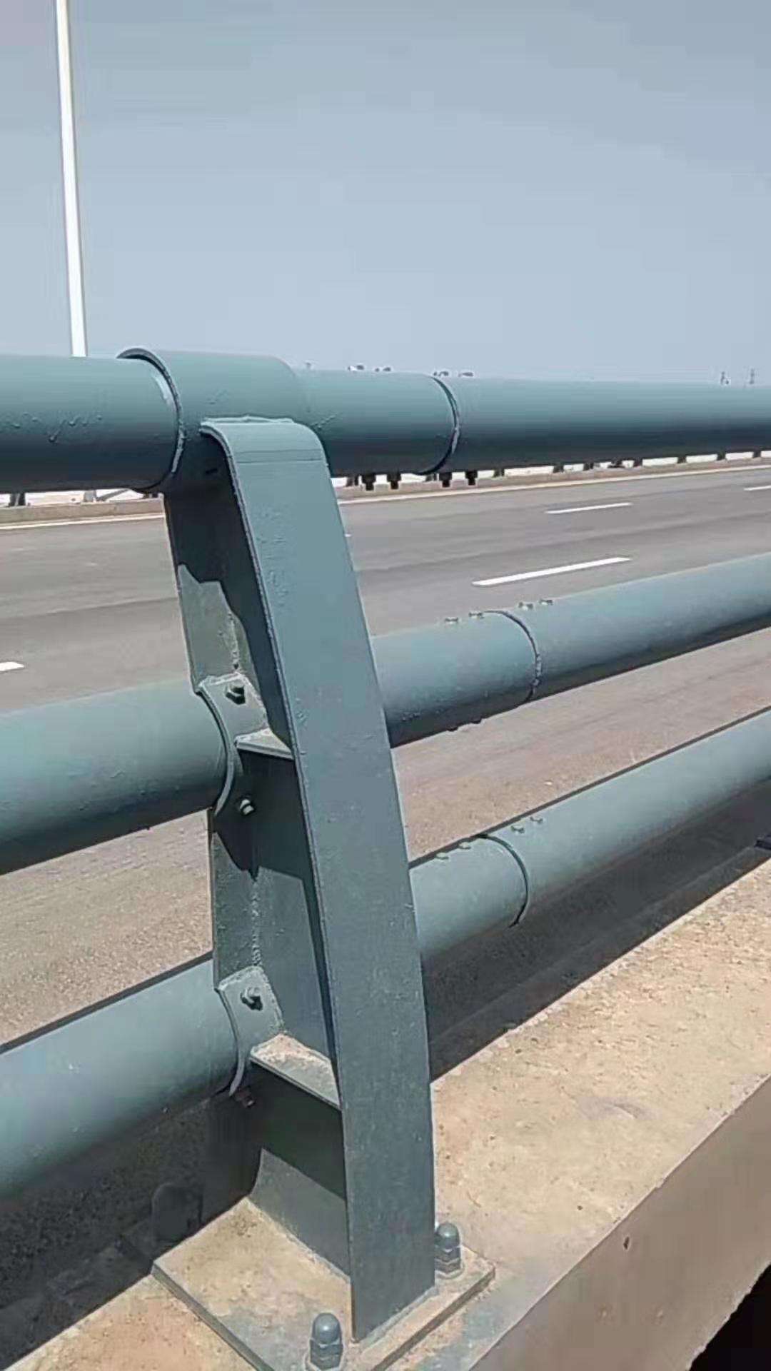 锦州201不锈钢复合管护栏批发价格低