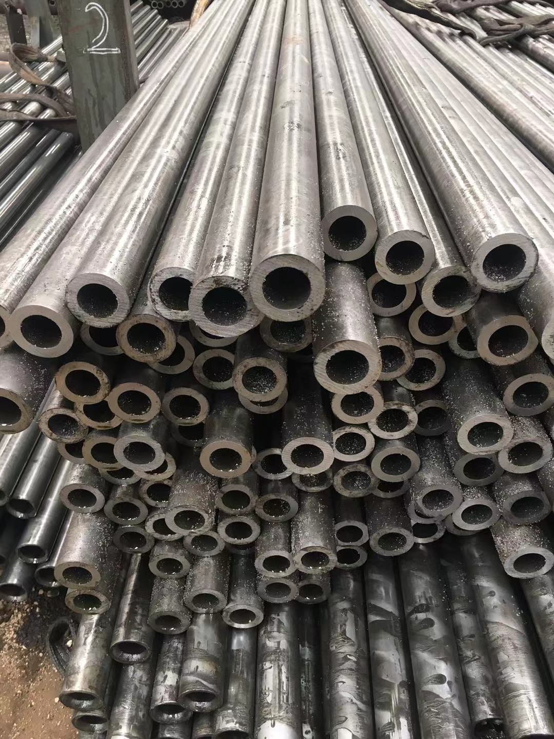 郑州钢管切割加工20余年钢管行业生产经验