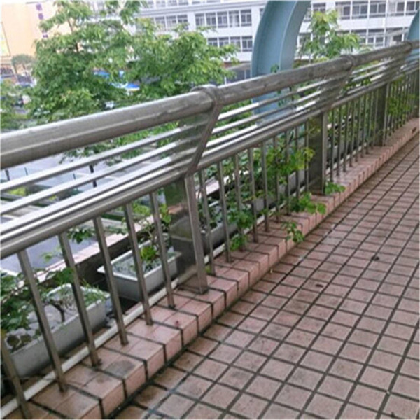 南宁不锈钢桥梁栏杆生产方法