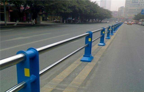 台州不锈钢复合管过街天桥栏杆厂家直供