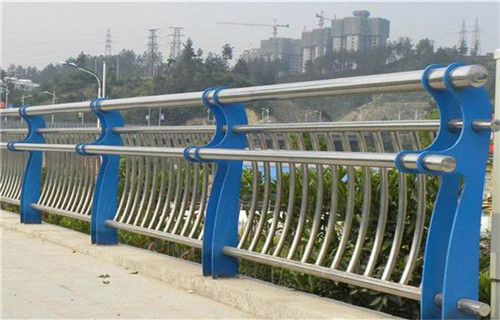 阳泉找不锈钢钢丝绳桥梁护栏安装便捷