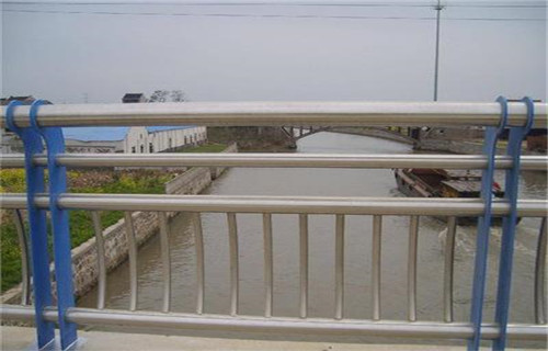 滁州76*3不锈钢桥梁护栏厂家