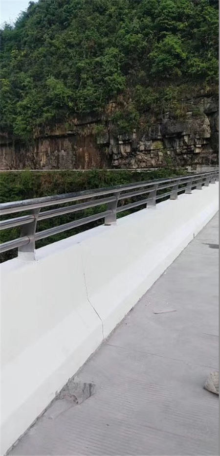 枣庄天桥不锈钢护栏杆稳固结实