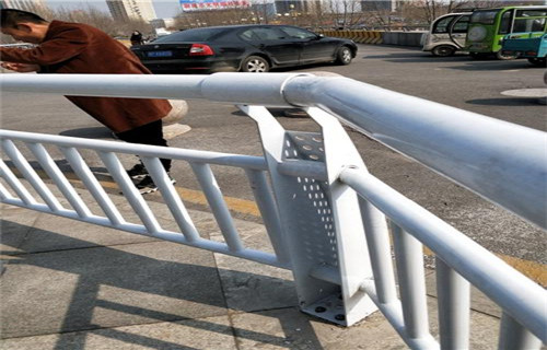 台州不锈钢白钢栏杆生产安装