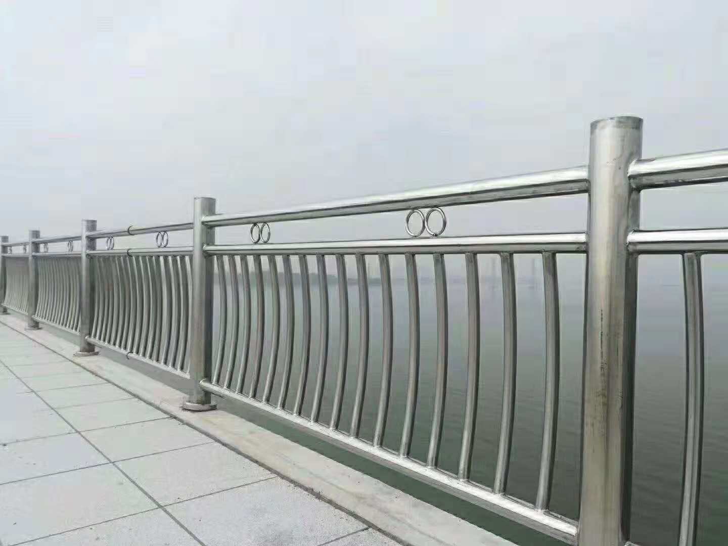淮北景观护栏钢管价格