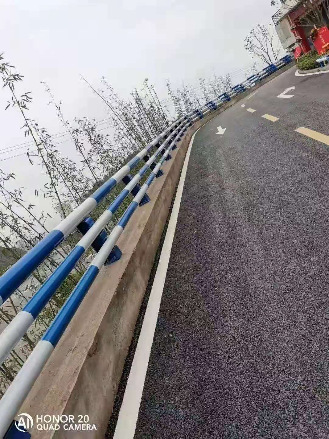 淄博人行道护栏