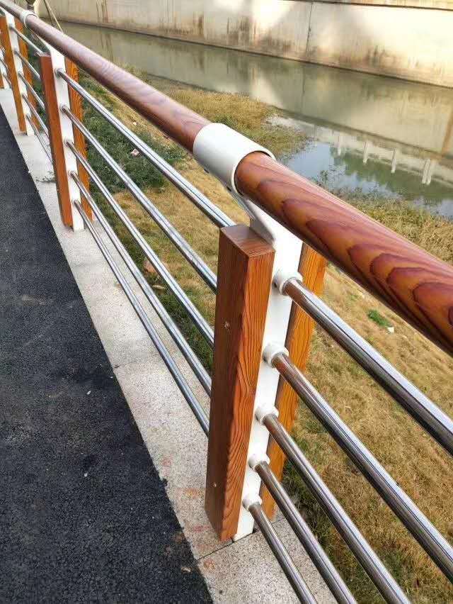 宁波桥梁护栏不锈钢真实让利给  