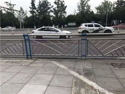 广州不锈钢碳素钢复合管护栏安全环保