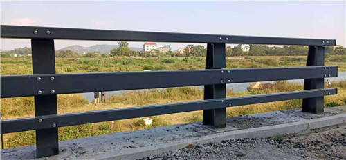 唐山不锈钢碳素钢复合管护栏完善售后