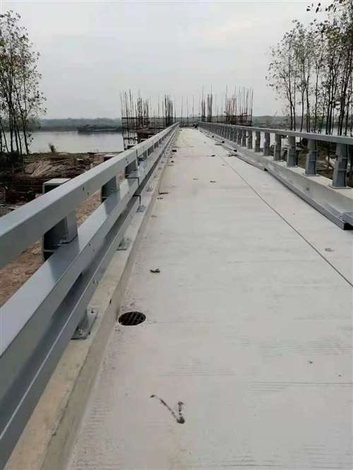 兴安桥梁201不锈钢立柱施工简便