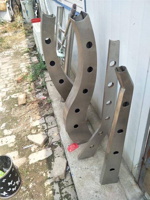 台州咨询不锈钢复合管桥梁护栏厂家