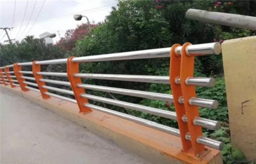 齐齐哈尔桥梁栏杆提供售后安装