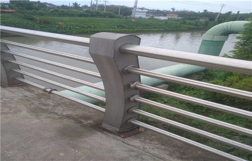 台湾不锈钢栏杆订做展翼  